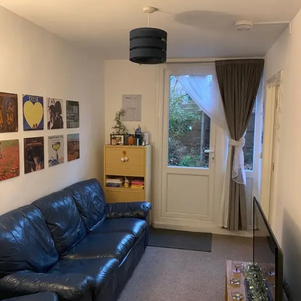 Bromfield Court, Jamaica Rd, London SE16 4SG, UK