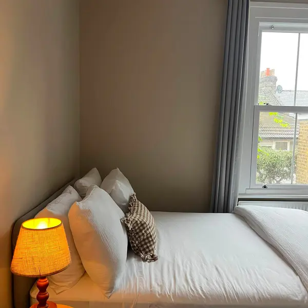 409 Clapham Rd, London SW9 9BT, UK