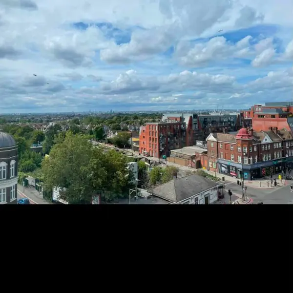 Streatham Hill, London SW2 4SA, UK