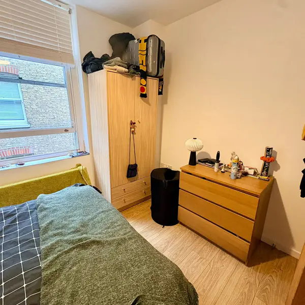 Coldharbour Ln, London, UK