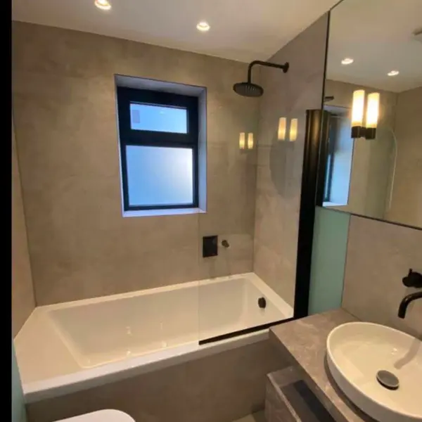 409 Clapham Rd, London SW9 9BT, UK