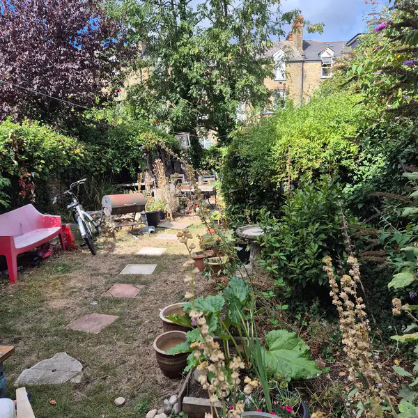 Stamford Hill, London N16 5PY, UK