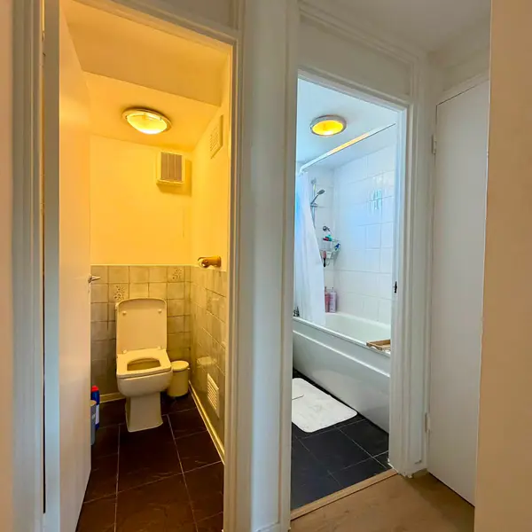 50 St Katharine's Way, London E1W 1LA, UK