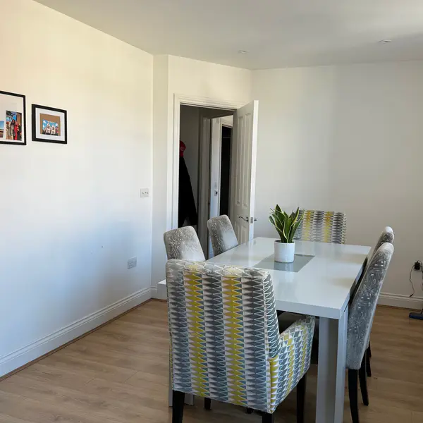 409 Clapham Rd, London SW9 9BT, UK