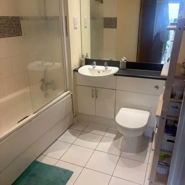 Royal Victoria, London E16 1LG, UK
