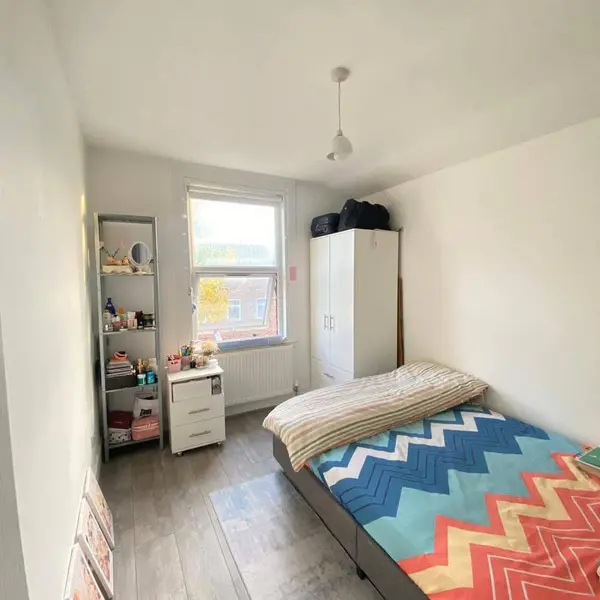 Wood Green, London N22 8HH, UK