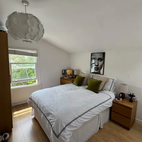 Clapham North, Clapham High St, London SW4 7TS, UK