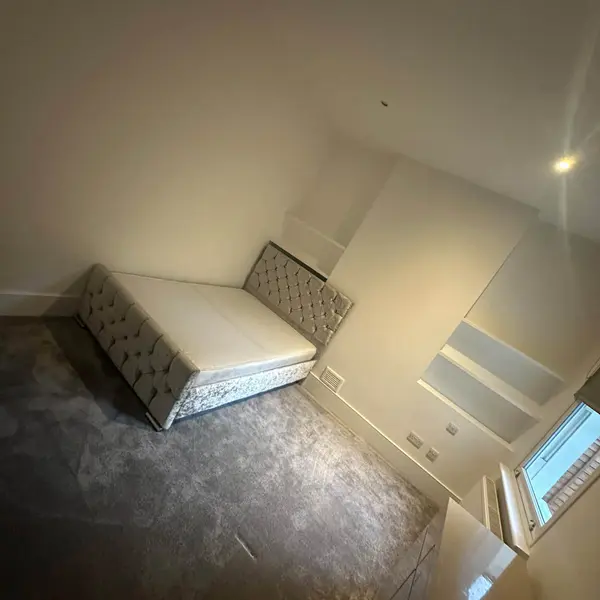 Palmers Green, 58 New Park Ave, London N13 5NB, UK