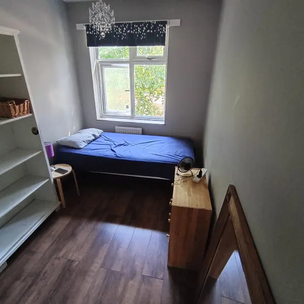 London W3, UK