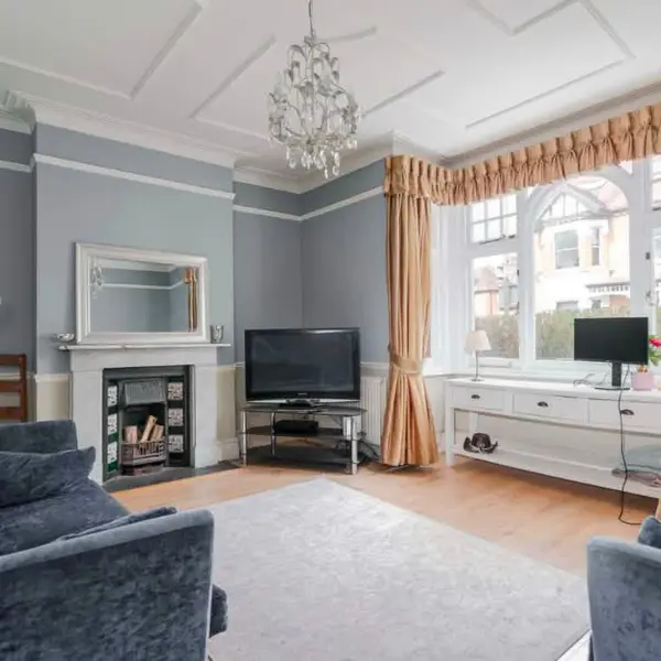 Clapham Common, Clapham Common, Windmill Dr, London SW4 9DE, UK
