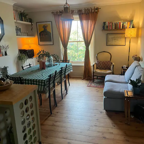 62A E Dulwich Rd, London SE22 9AT, UK
