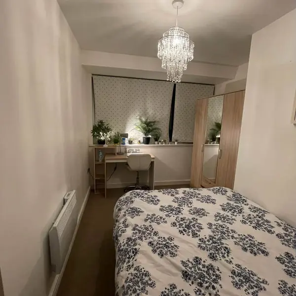 Romford, Romford RM1 1SX, UK