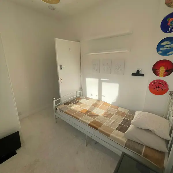 Bury Street / Great Cambridge Road, London N9 9LG, UK