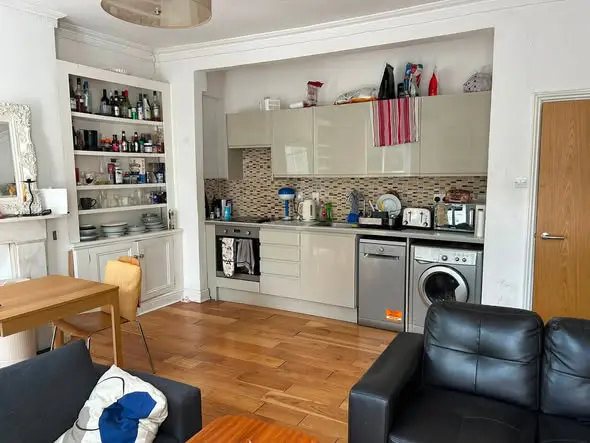 Kentish Town, Station Underground Ltd, Kentish Town Underground, Kentish Town Rd, London NW5 2AA, UK