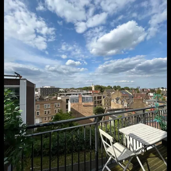 Hackney Central, London E8 1JH, UK
