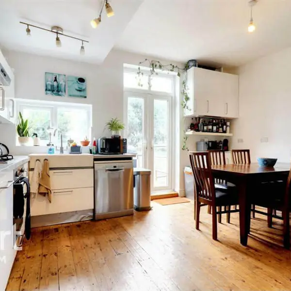 Gassiot Rd, London, UK