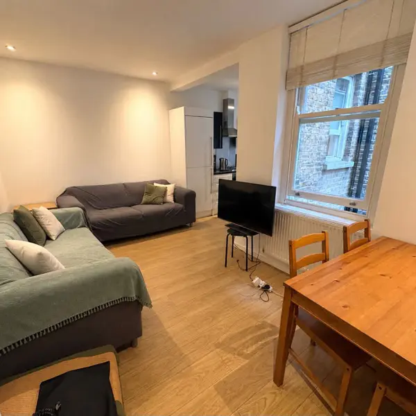 Coldharbour Ln, London, UK