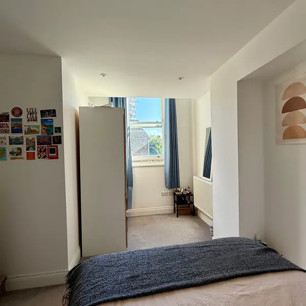 409 Clapham Rd, London SW9 9BT, UK