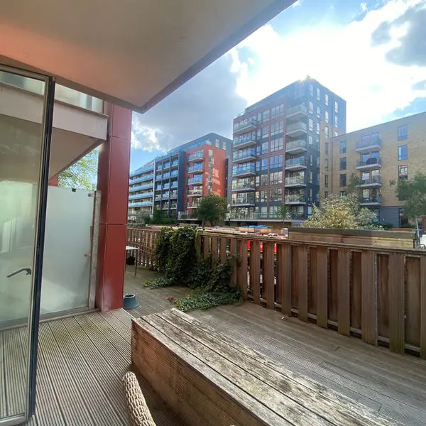 London E8, UK