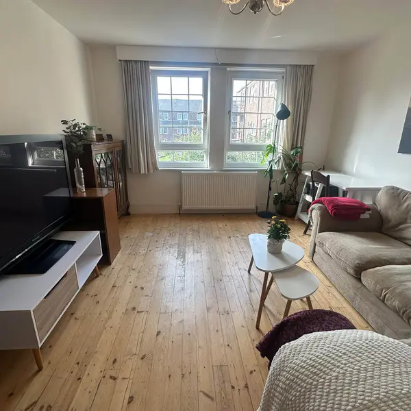 London E13, UK