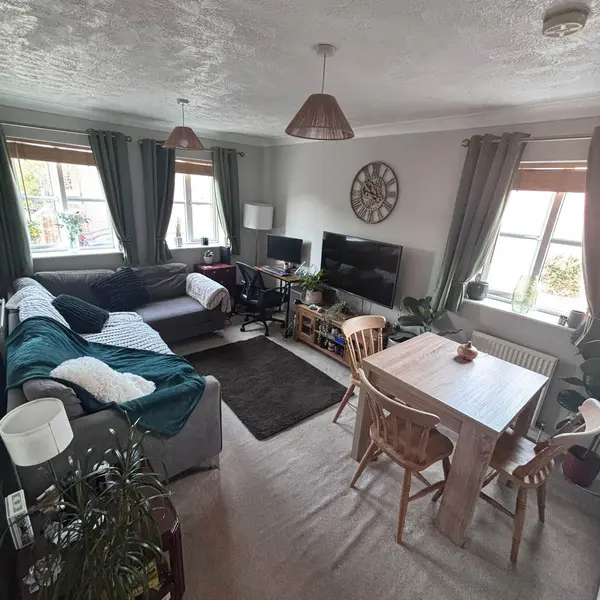 South Ealing Station, S Ealing Rd, London W5 4QB, UK