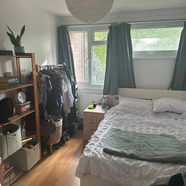 Weavers Fields, Bethnal Green, London E2 6HD, UK
