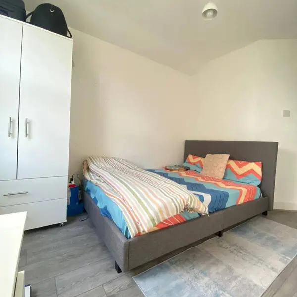 Wood Green, London N22 8HH, UK