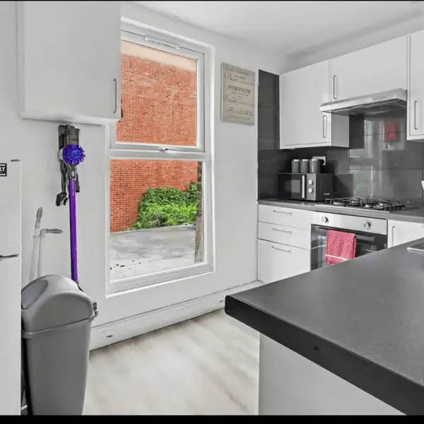 Shepherd's Bush, London W12 8ND, UK