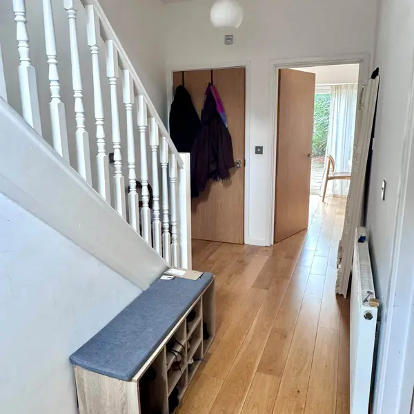Shadwell, Cable St, London E1 2QF, UK