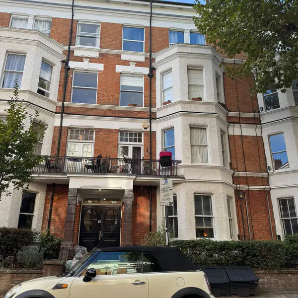 Caledonian Rd, London, UK