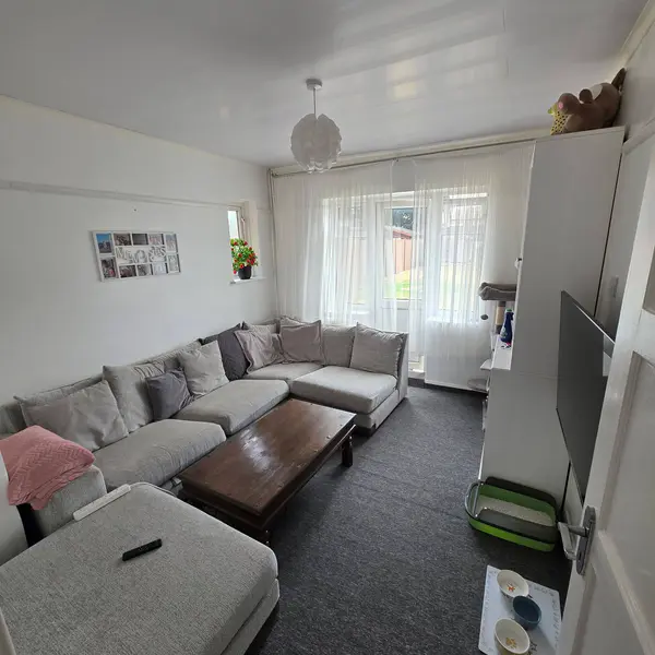Romford, Romford RM1 1SX, UK