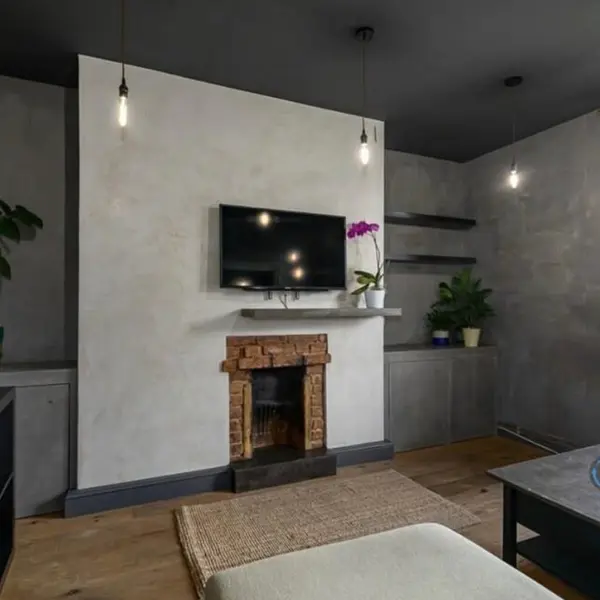 Shadwell, Cable St, London E1 2QF, UK