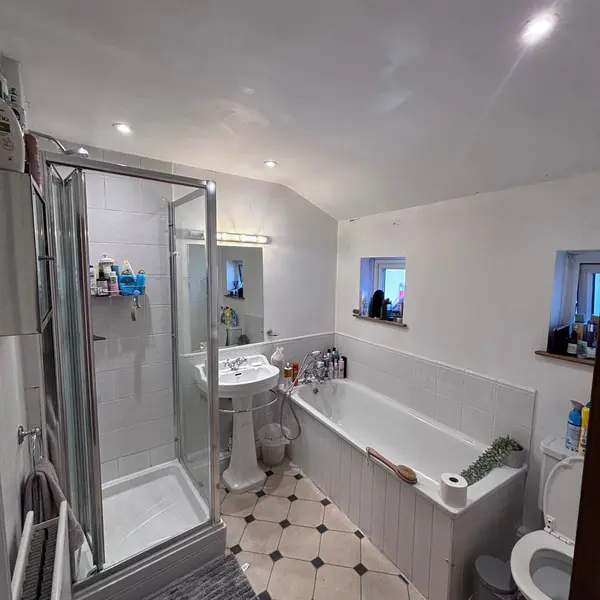 37 Bedford Rd, London SW4 7EL, UK