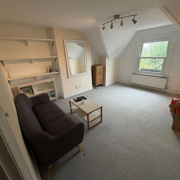 West Norwood, Knights Hill, Norwood, London SE27 0HU, UK