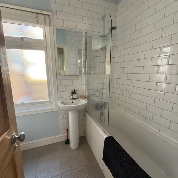 Seven Sisters, Seven Sisters Rd, South Tottenham, London N15 5LA, UK