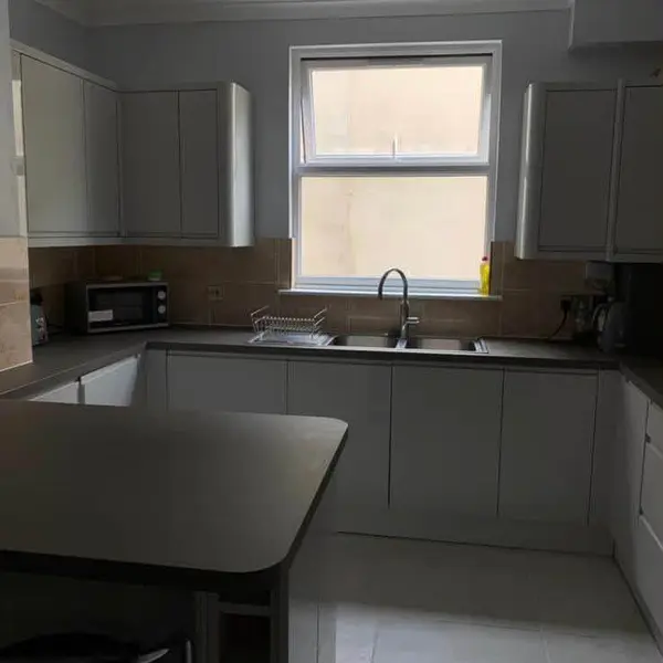 Goldhawk Rd, London W12 8HH, UK