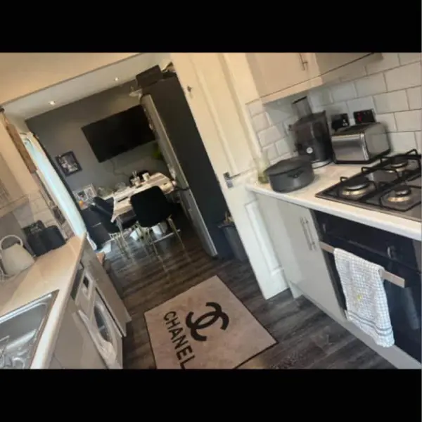 Edmonton Green Station, London N9 9DR, UK