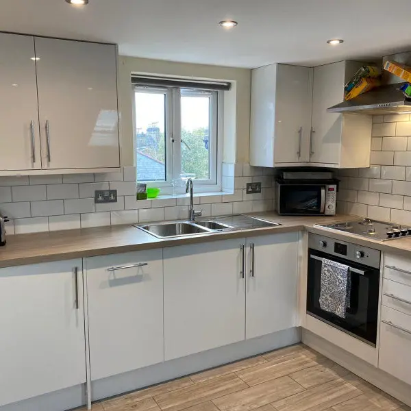 Commercial Way, London SE15 1PT, UK