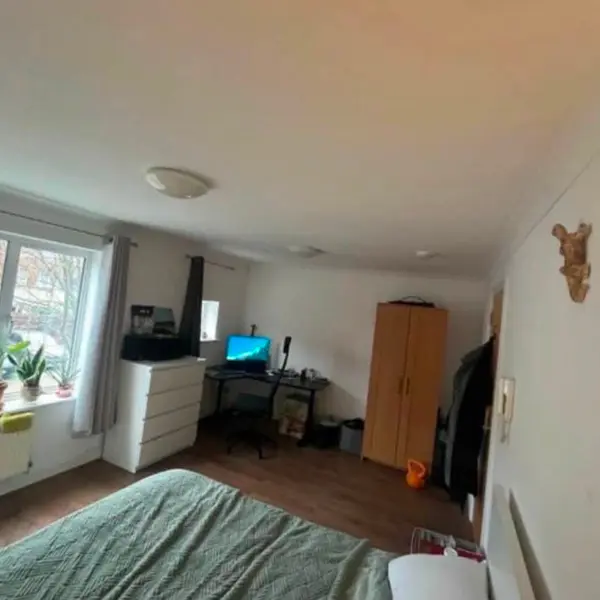 Holloway, London N7 6PN, UK