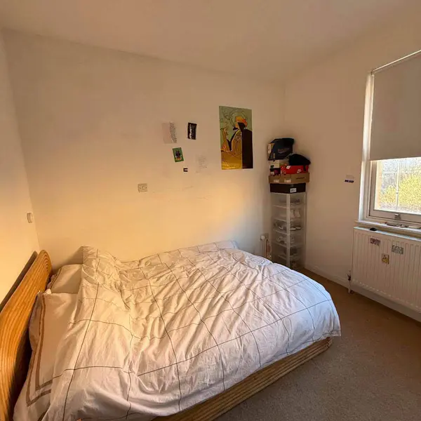 Shadwell, Cable St, London E1 2QF, UK