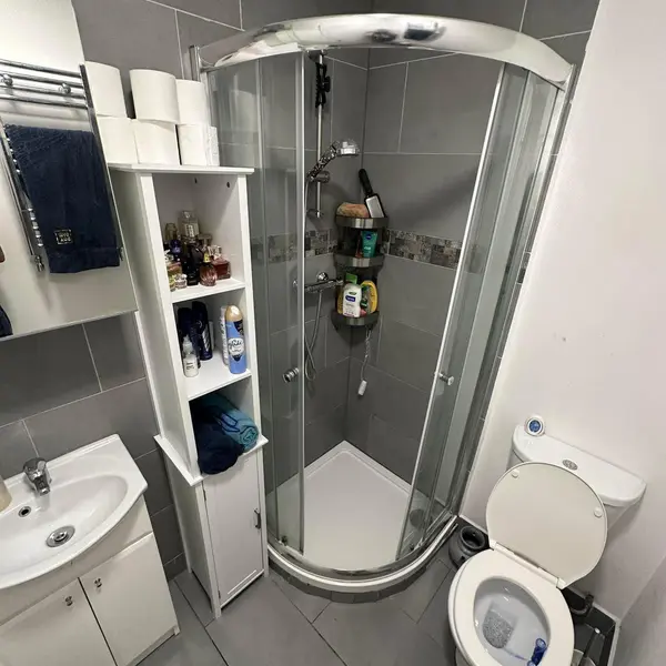Manor House, Woodberry Down, London N4 2TG, UK