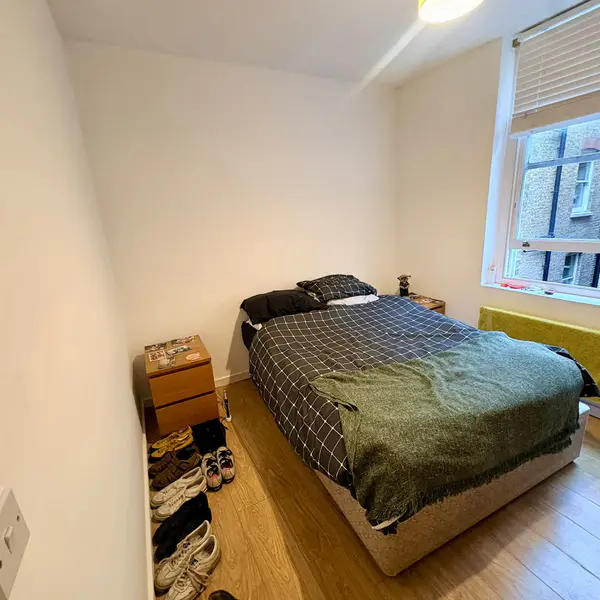 Coldharbour Ln, London, UK