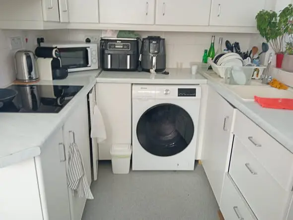 Wood Green, London N22 8HH, UK