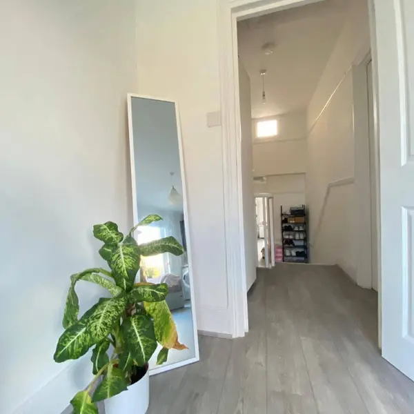 Wood Green, London N22 8HH, UK