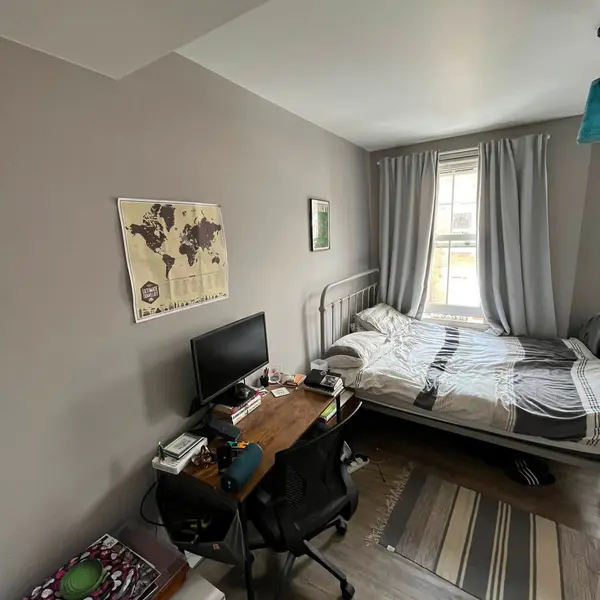 Ambergate St, London, UK