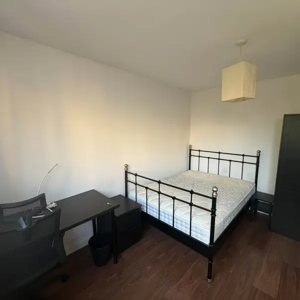 Bethnal Green, Cambridge Heath Rd, Bethnal Green, London E2 0ET, UK