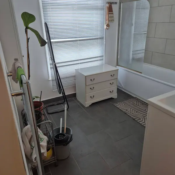 Stamford Hill, London N16 5PY, UK