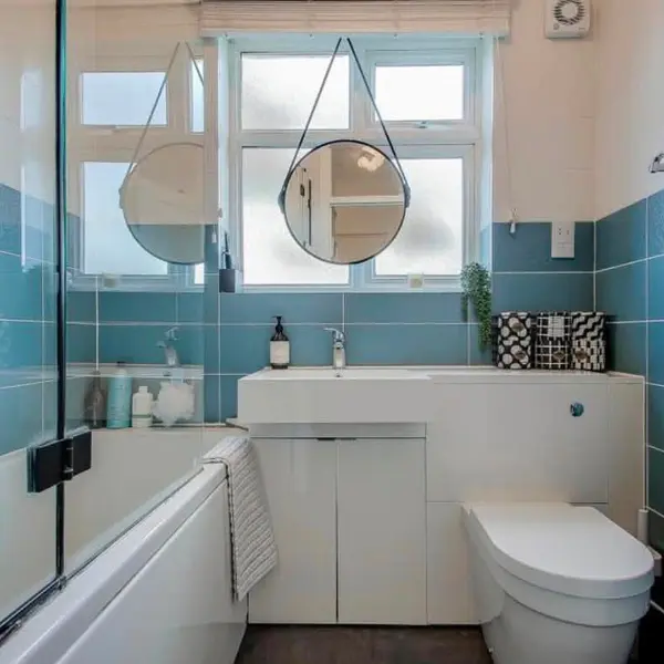 East Finchley, Underground Ltd, High Rd, London N2 0NW, UK